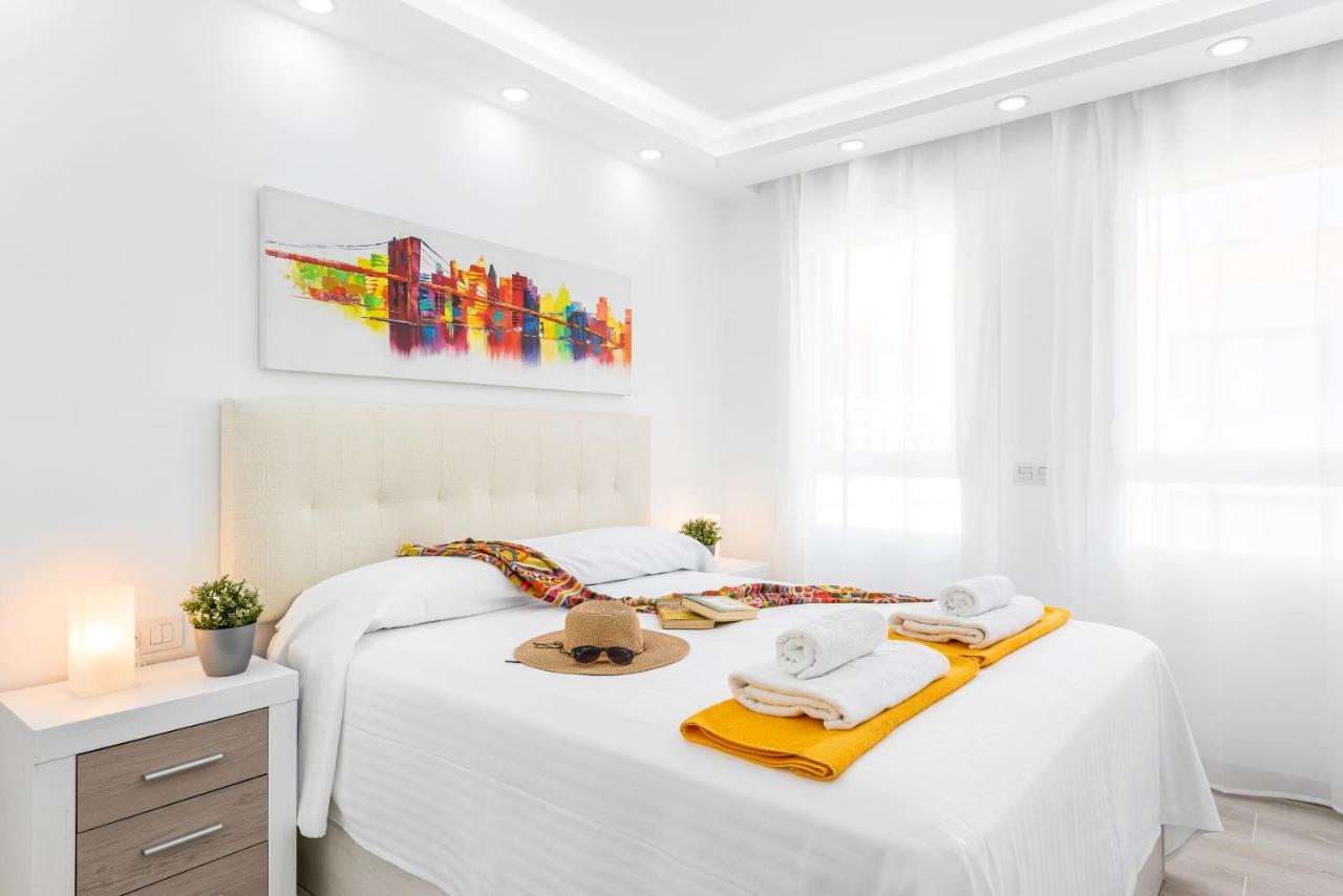 Apartment 3c Atico Vista Hermosa Wifi Pool,tennis,padel,park